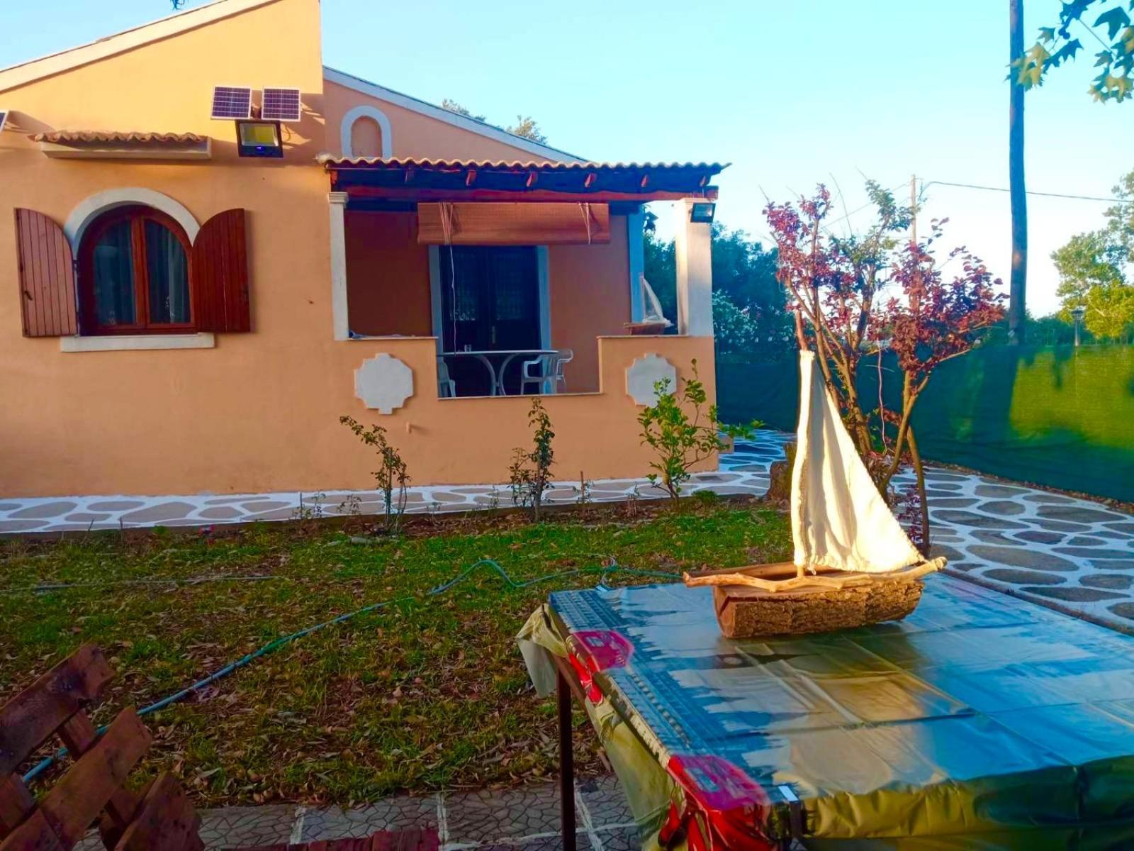 Marina House Next To Halikounas Beach Buitenkant foto